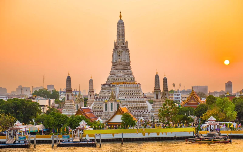 Del Pulso de Bangkok al Triángulo de Oro